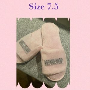Slippers New Without Tag Size 7.5